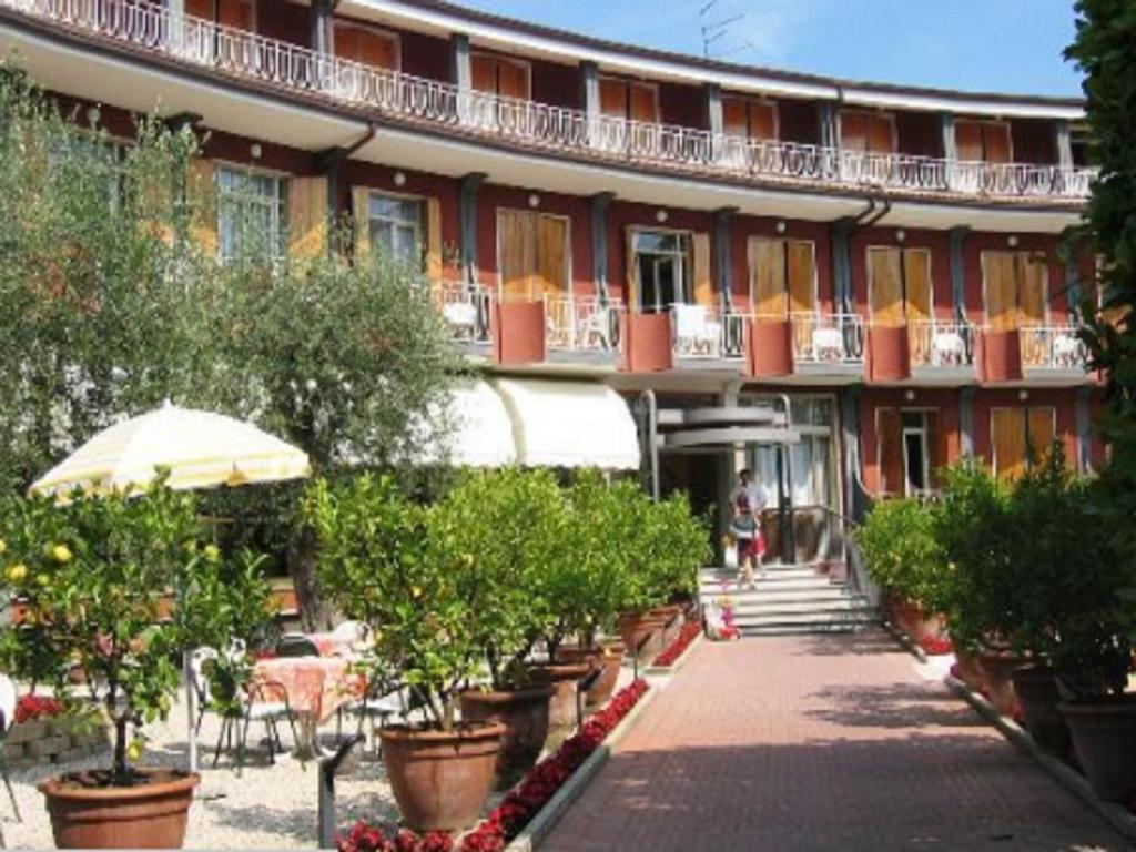 Hotel Continental Garda (Verona) Exterior foto