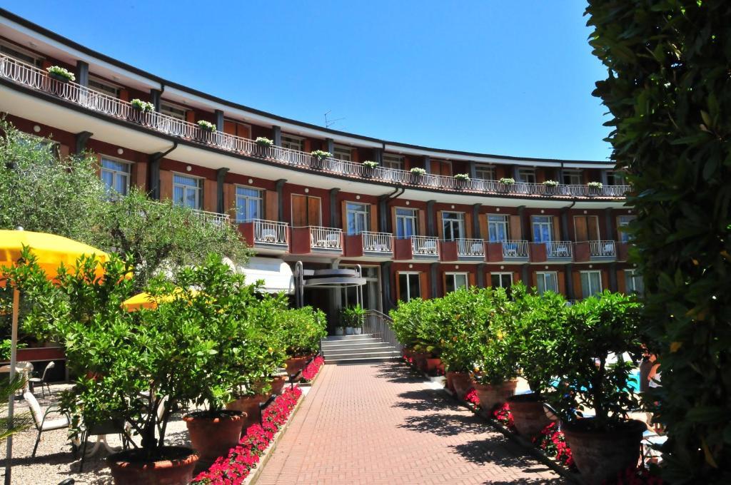 Hotel Continental Garda (Verona) Exterior foto